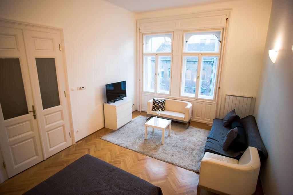 Budapest Heart Apartments Bagian luar foto