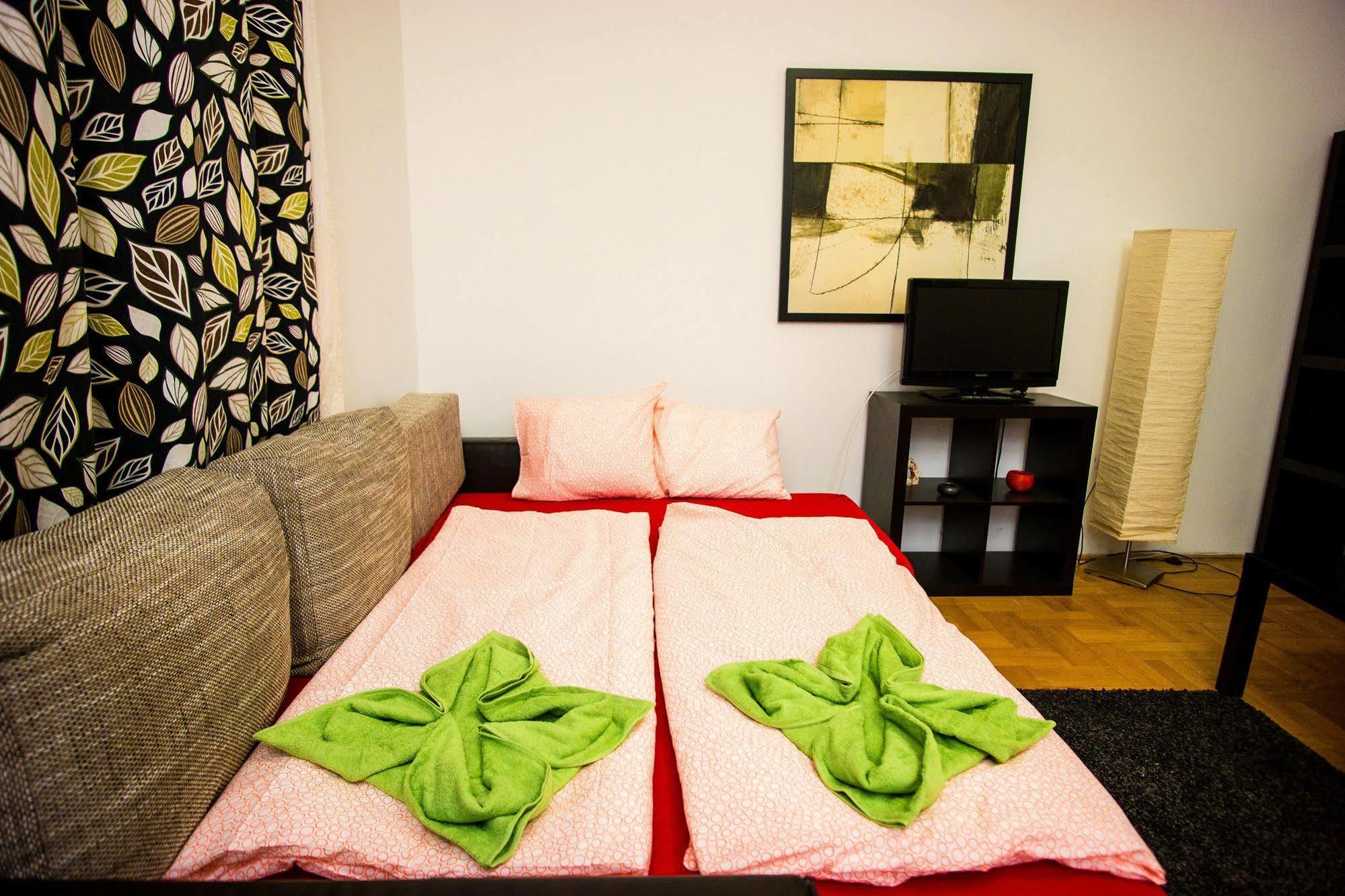 Budapest Heart Apartments Bagian luar foto