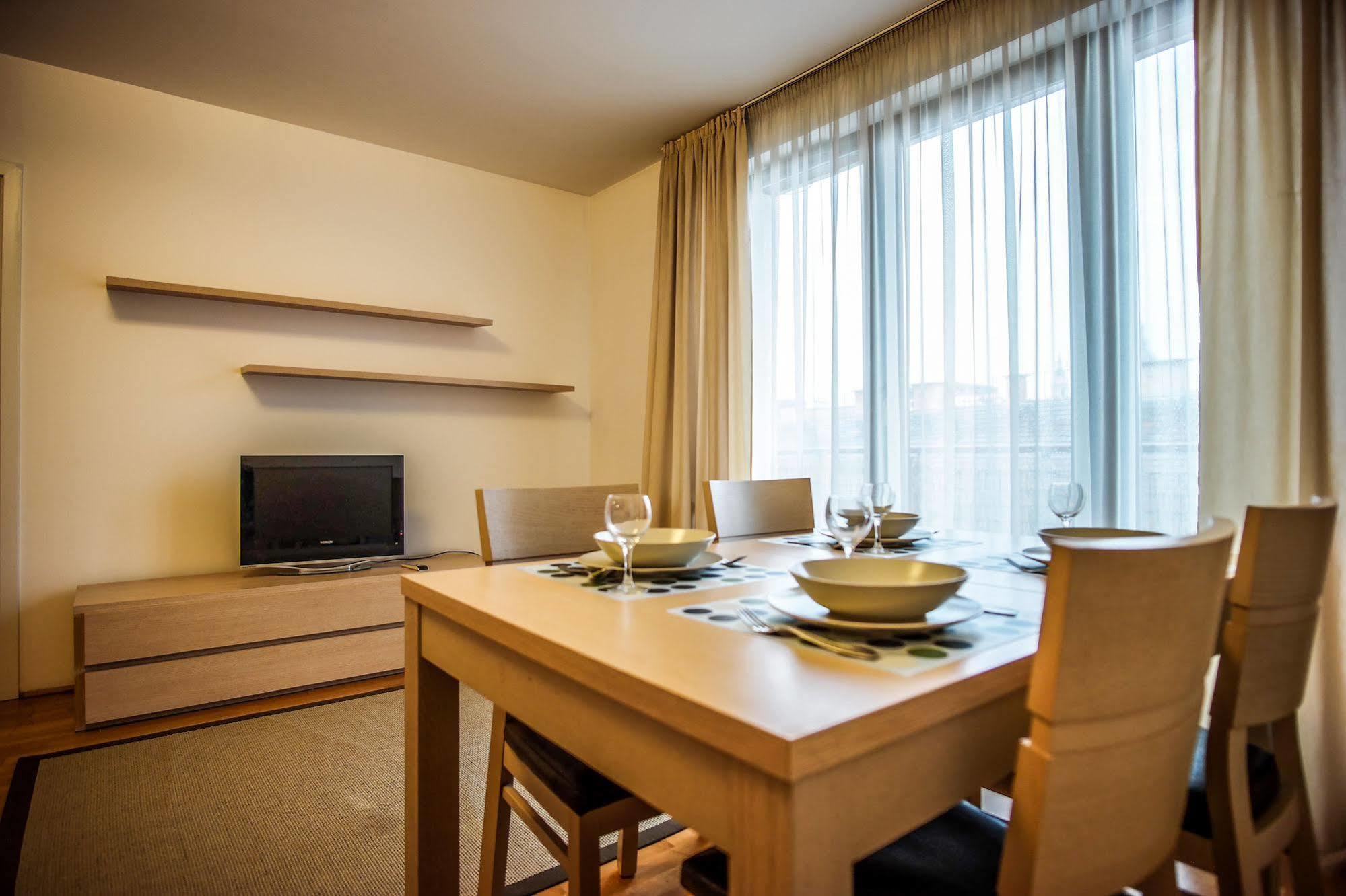Budapest Heart Apartments Bagian luar foto