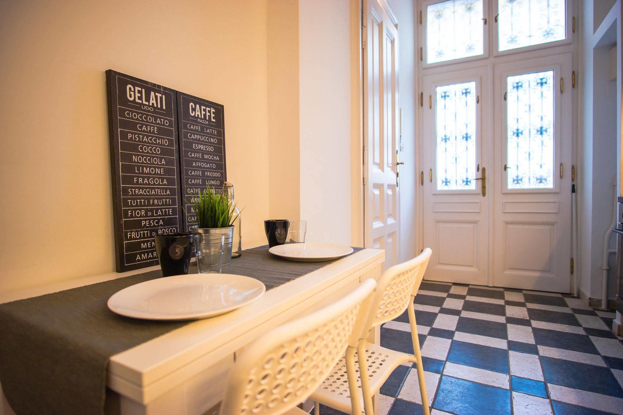 Budapest Heart Apartments Bagian luar foto